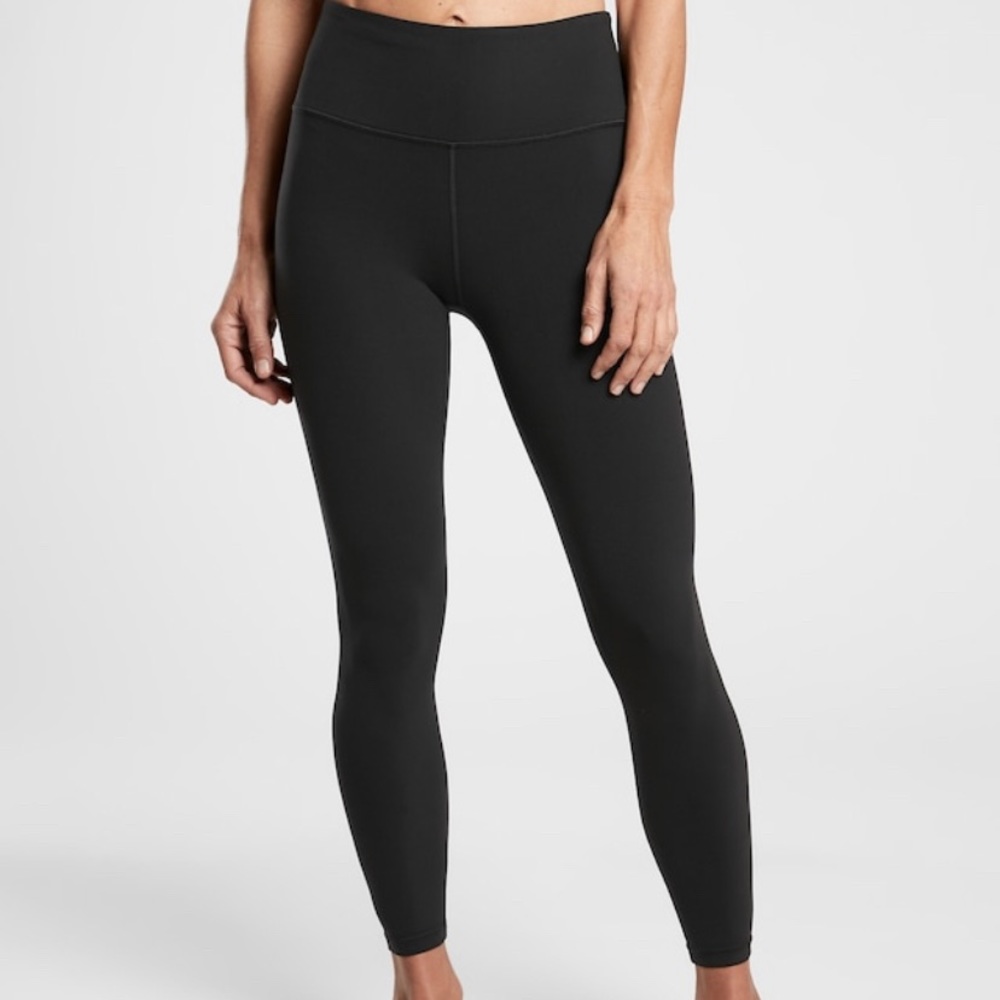 SOLD - Athleta Elation High-Rise 7/8 Leggings - S